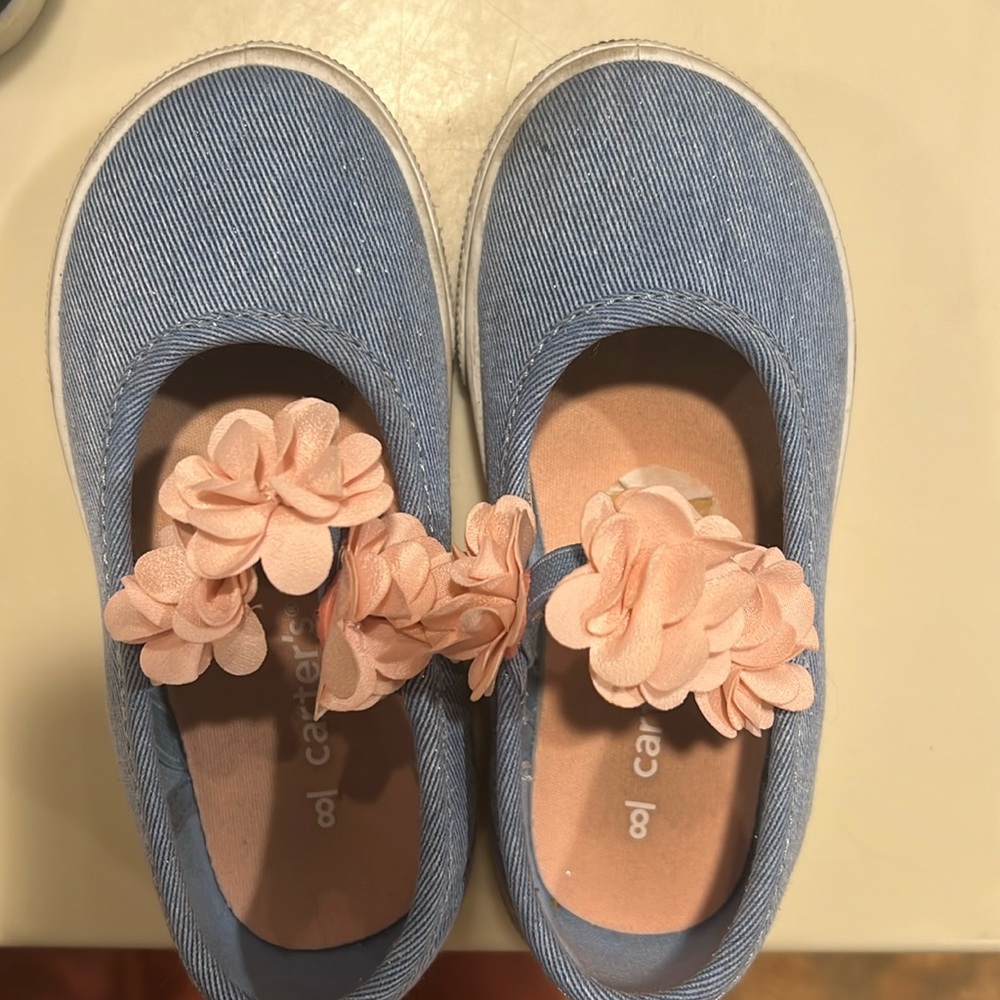 Girls dressy tennies